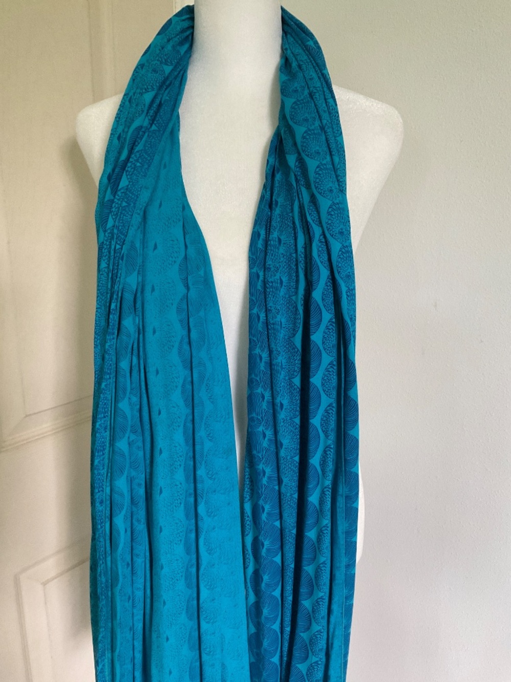 Pareo / scarf - Picture 3 of 3